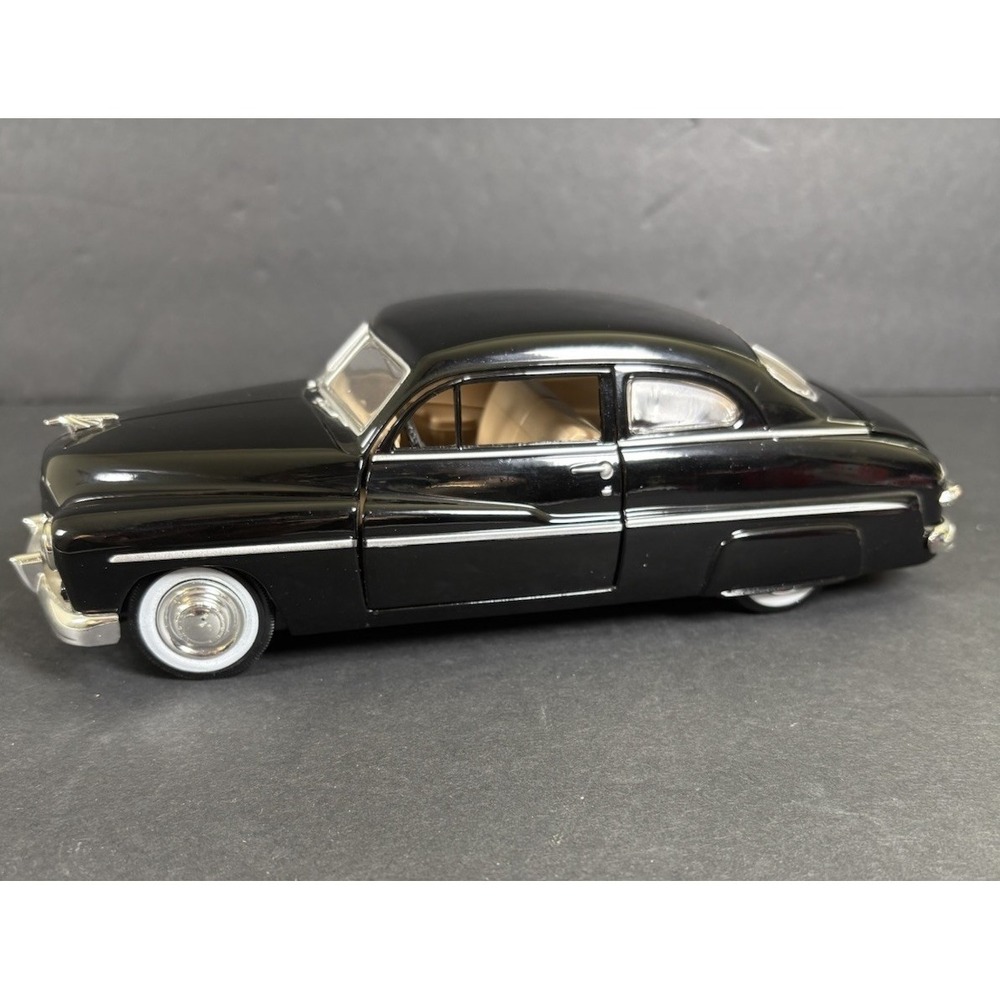 1949 Mercury Coupe Black 1:24 Diecast Model Car NO BOX